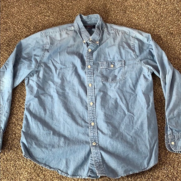 American Eagle Outfitters Other - Men’s American Eagle Denim Button Down